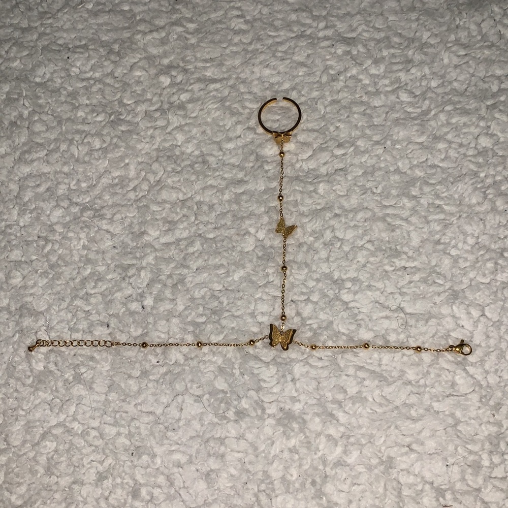 Gold Butterfly Hand Chain - Picture 15 of 17